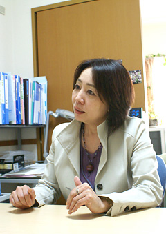 �z��q�b�q����